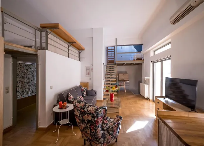 Thisio Loft