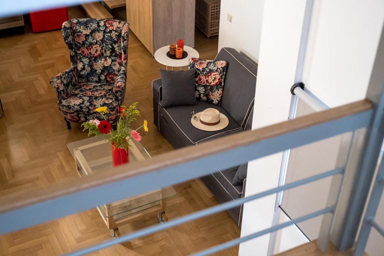Apartment Thisio Loft *