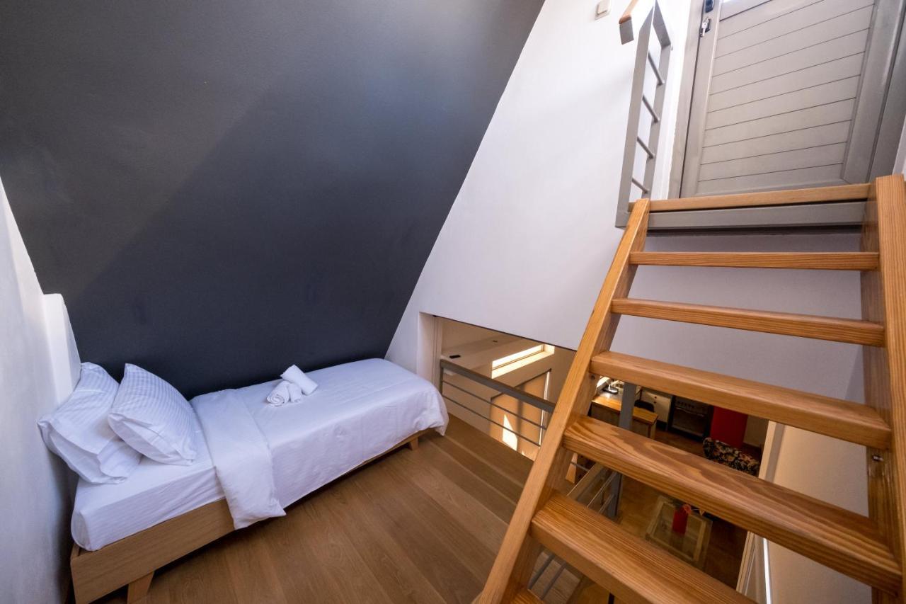 Thisio Loft Apartment Athens