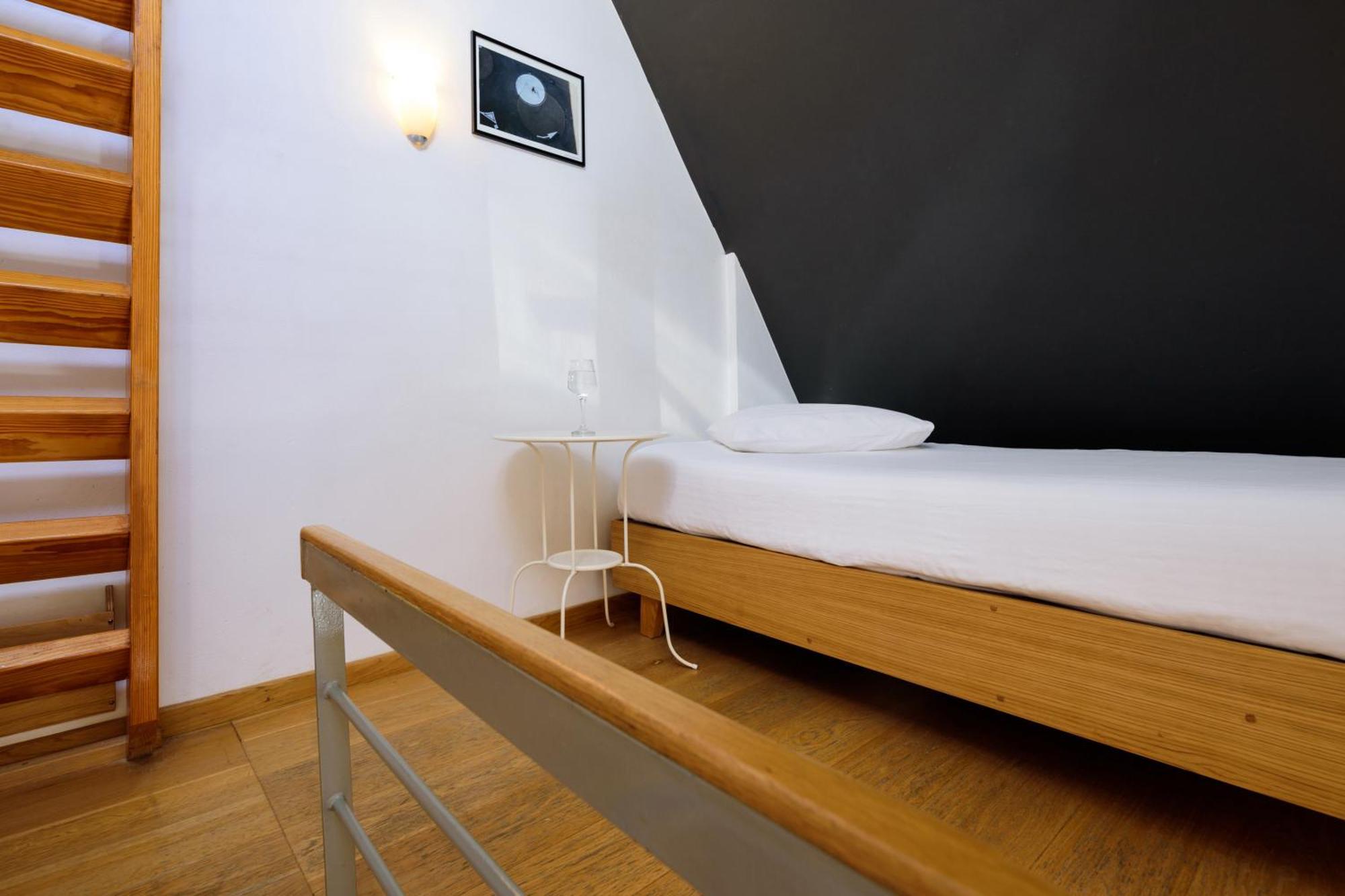 Thisio Loft Apartment *